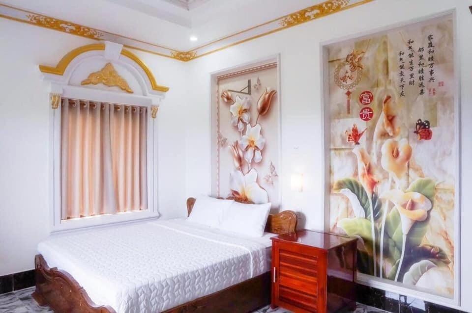 Little Saigon Hotel Chau Doc Exterior photo